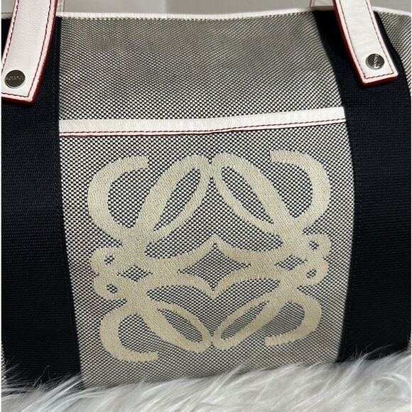 💯Authentic Loewe Duffle Bag🍀 - Picture 11 of 16